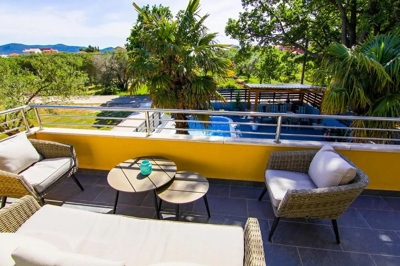 Villa Twins Sukosan With Heated Pool 0*,