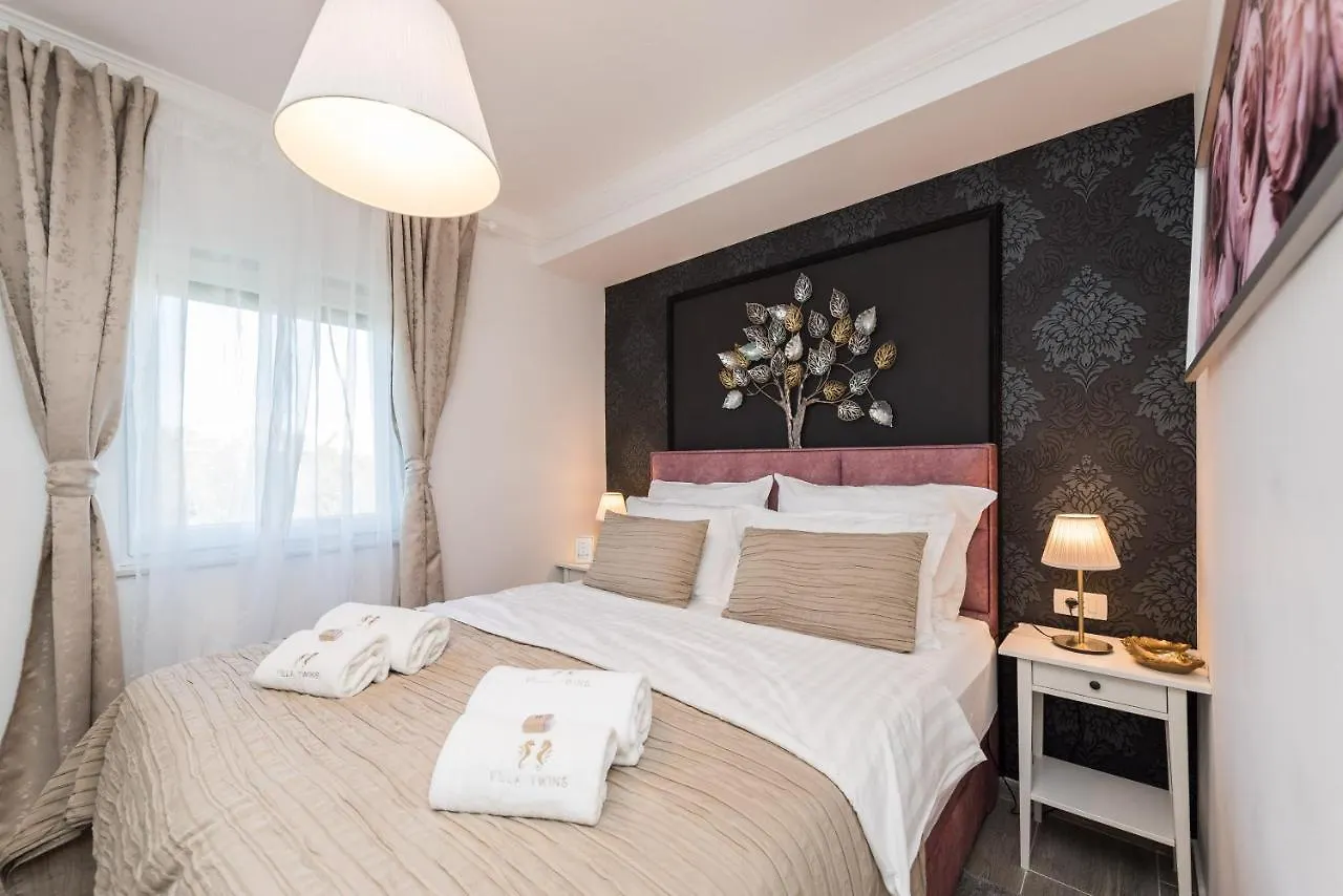 Villa Twins Sukosan With Heated Pool