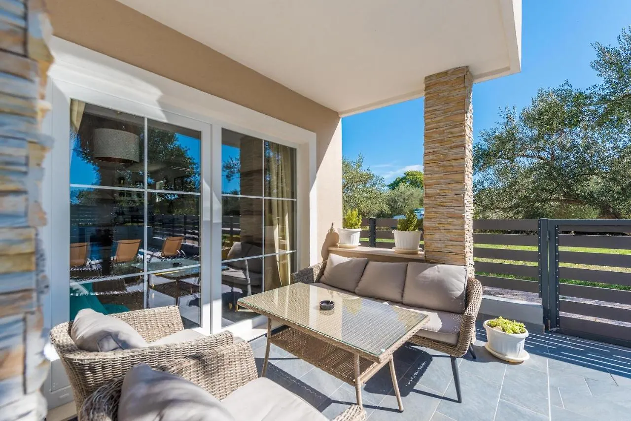 Villa Twins Sukosan With Heated Pool